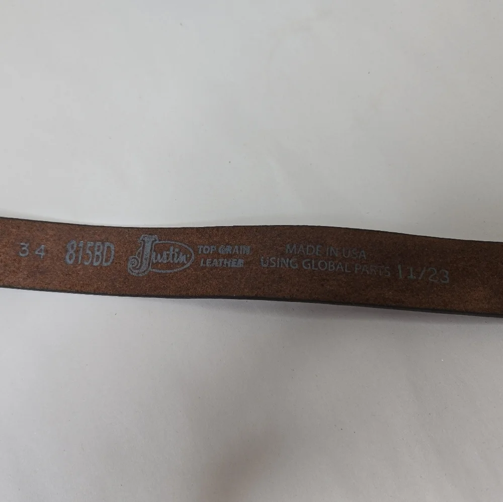 Justin's Women Full Grain Leather Belt With Silver Heart Buckle 34 In *READ**